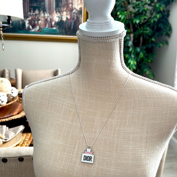 New Dior Authentic J’adore Amour Charm - Picture 6 of 7